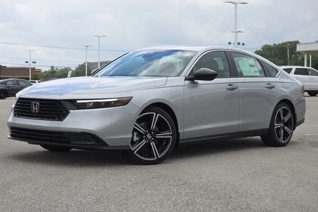2025 Honda Accord Hybrid Sport photo 1