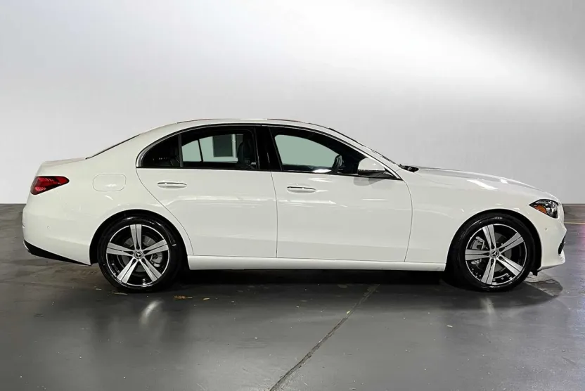 2025 Mercedes Benz C 300 photo 1