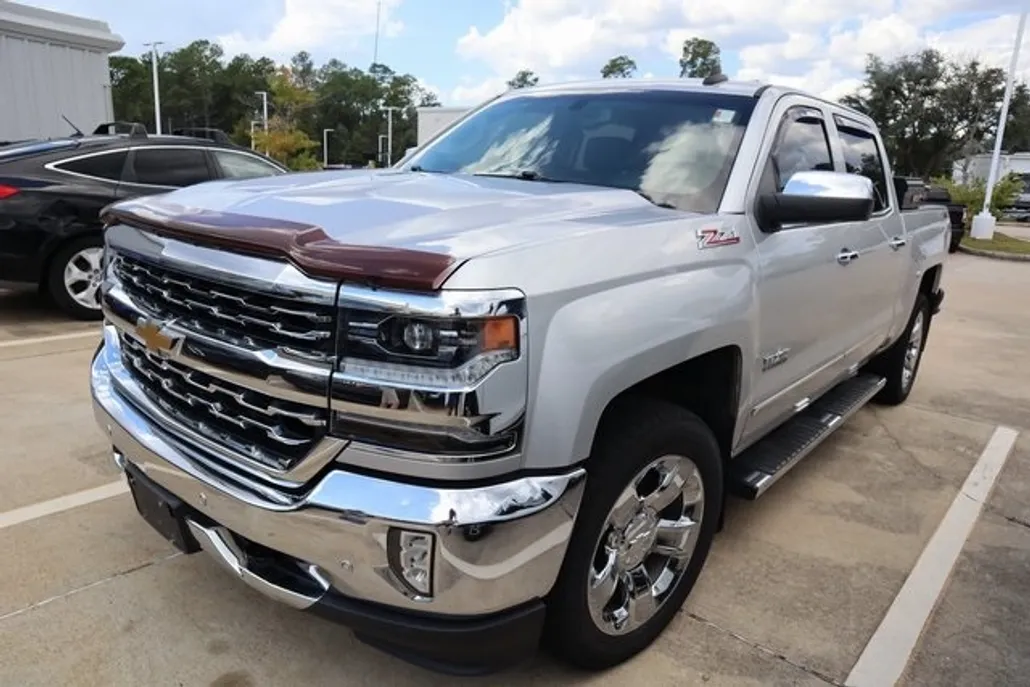 2018 Chevrolet Silverado 1500 LTZ photo 1
