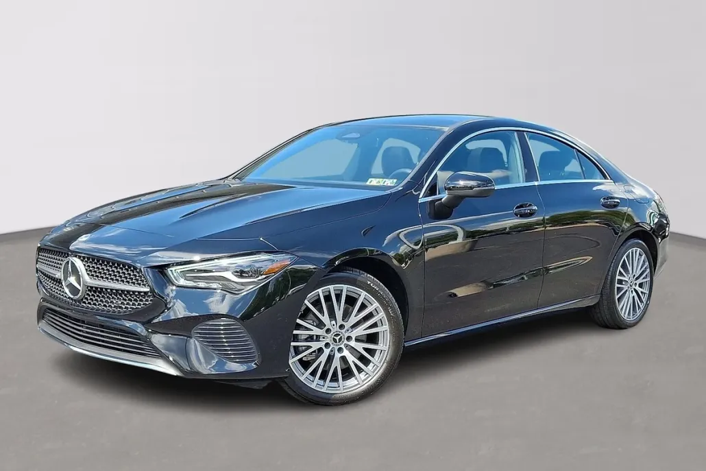 2025 Mercedes Benz CLA 250 4MATIC photo 1