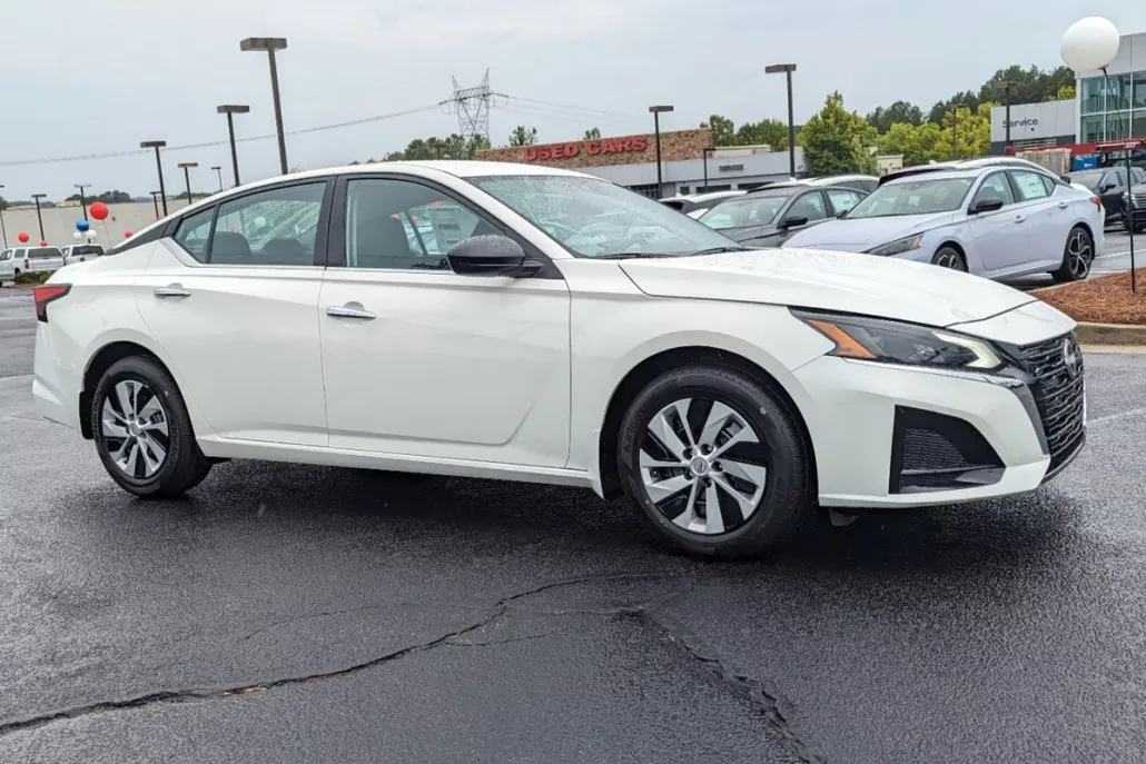 2025 Nissan Altima 2.5 S photo 1