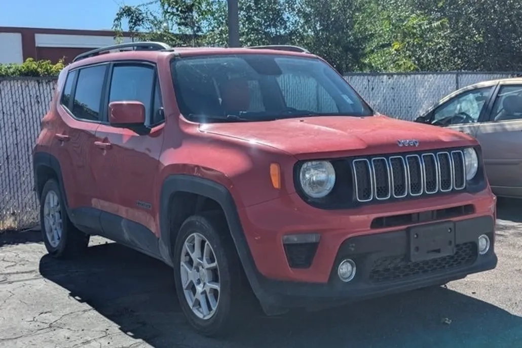 2020 Jeep Renegade Latitude photo 1