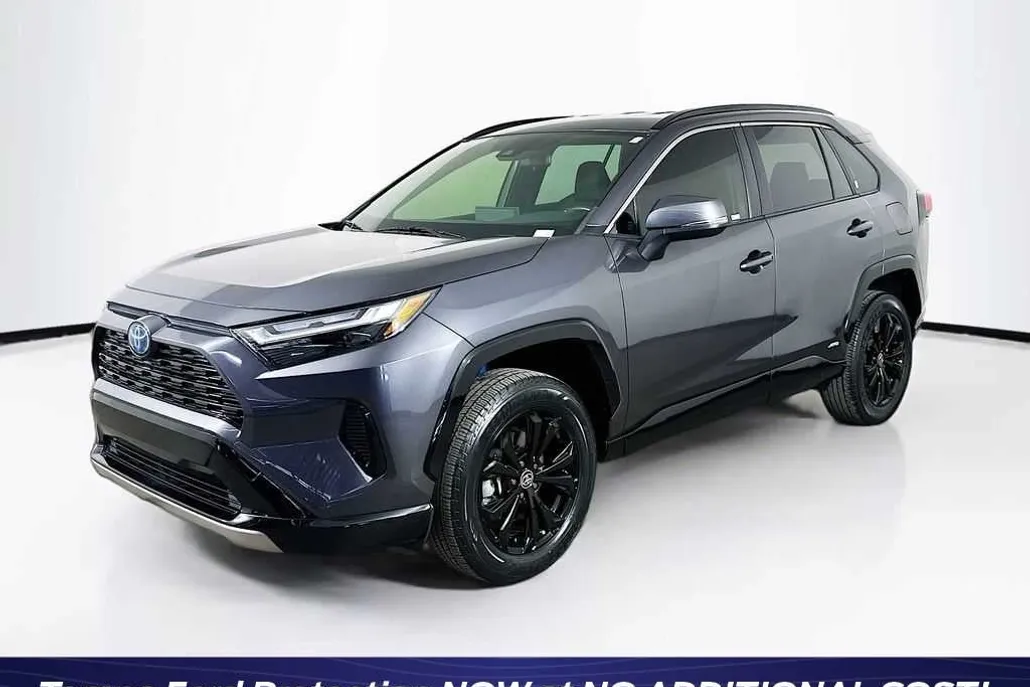 2022 Toyota RAV4 Hybrid SE photo 1