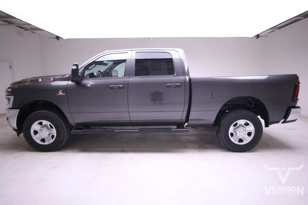 2025 Ram 2500 Tradesman photo 1