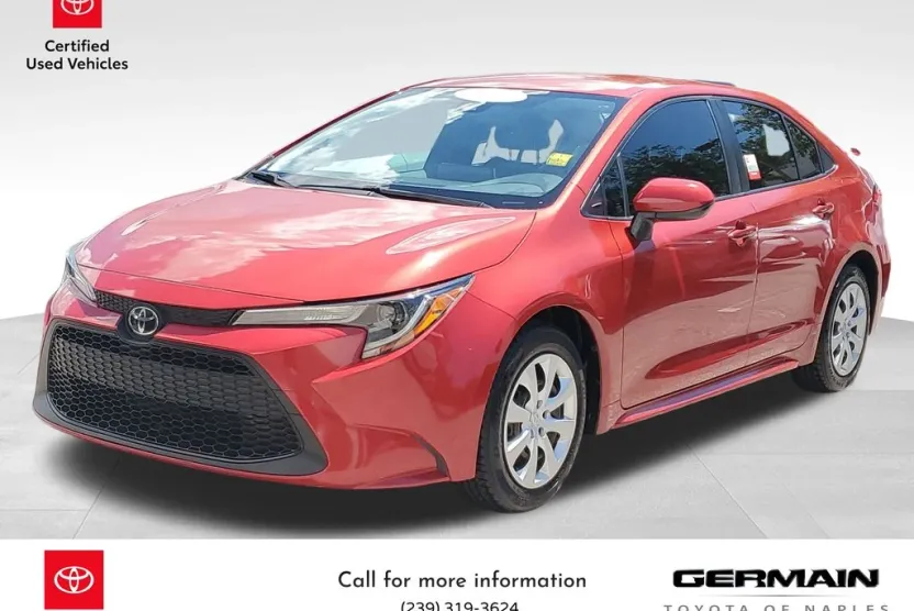2021 Toyota Corolla LE photo 1