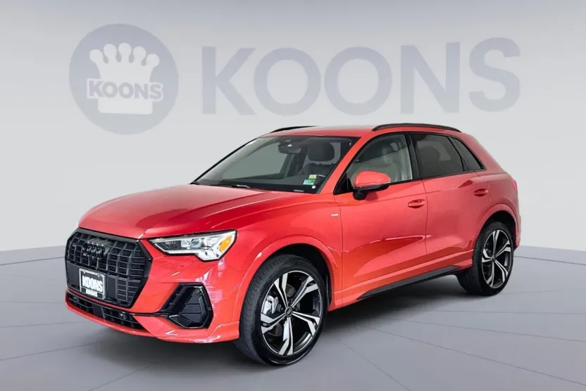 2023 Audi Q3 S line Premium Plus photo 1