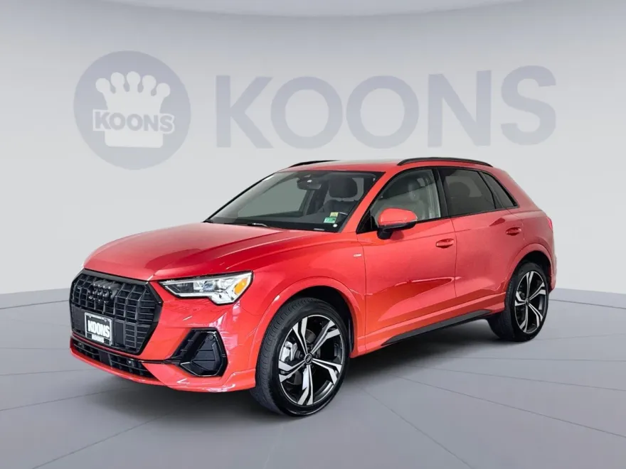 2023 Audi Q3 S line Premium Plus photo 1