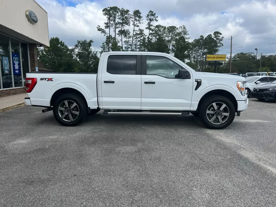 2021 Ford F-150 XL photo 1