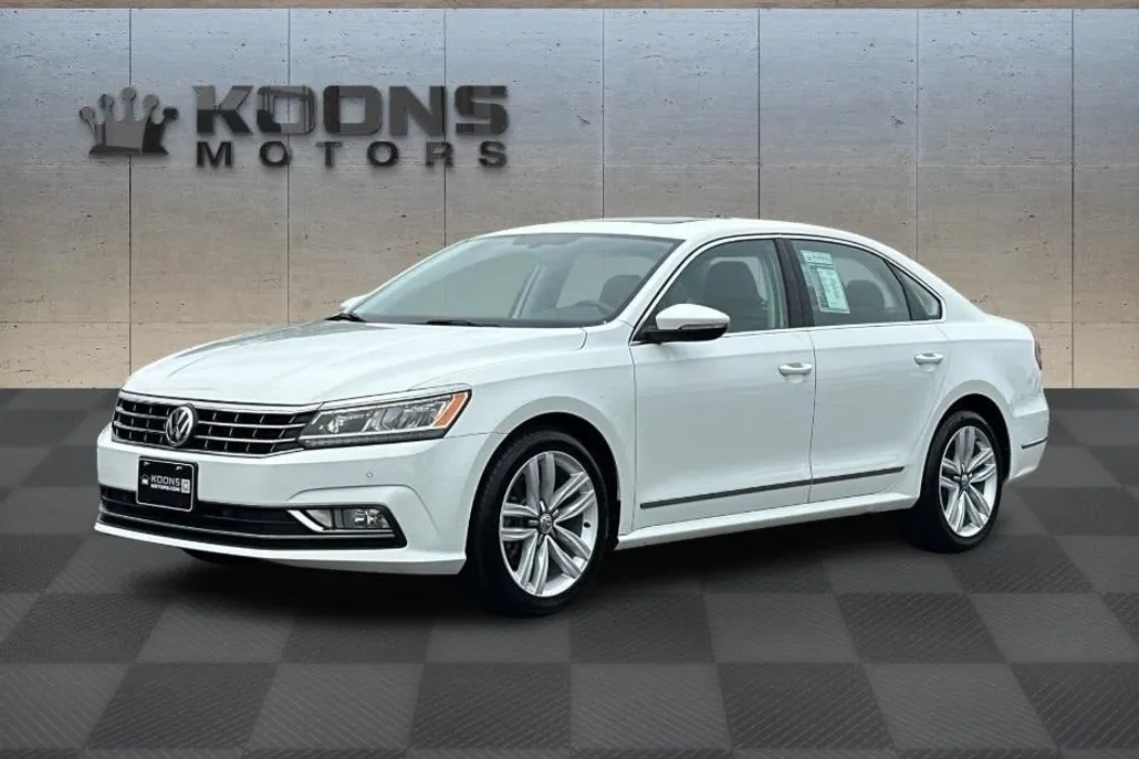 2017 Volkswagen Passat SE photo 1