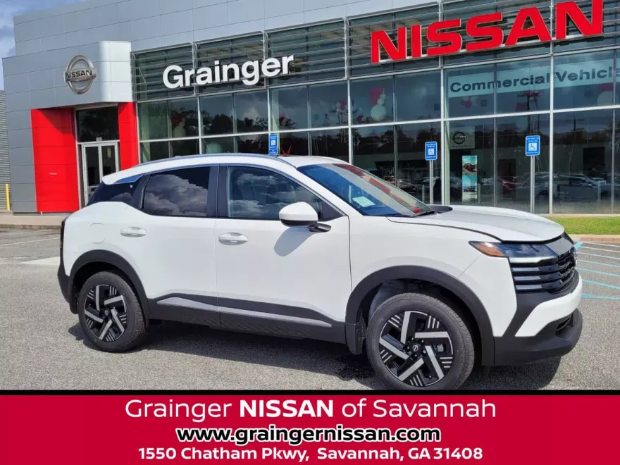 2025 Nissan Kicks SV photo 1