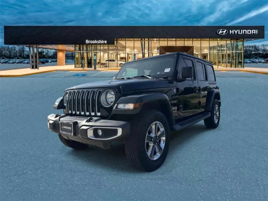2022 Jeep Wrangler Unlimited Sahara photo 1