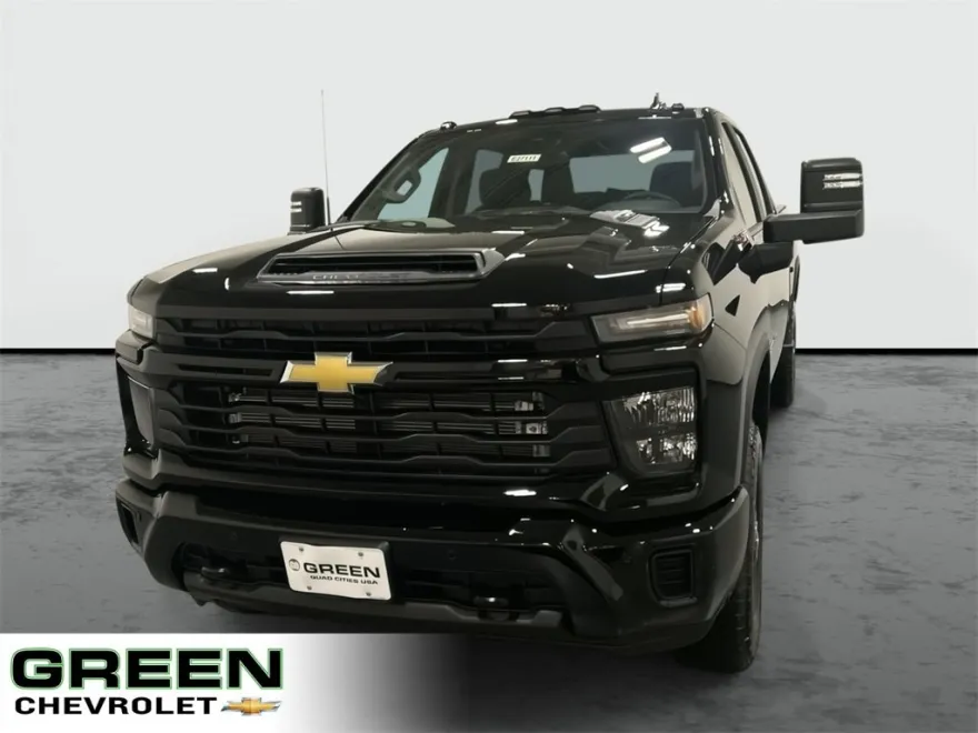 2025 Chevrolet Silverado 2500HD Custom photo 1