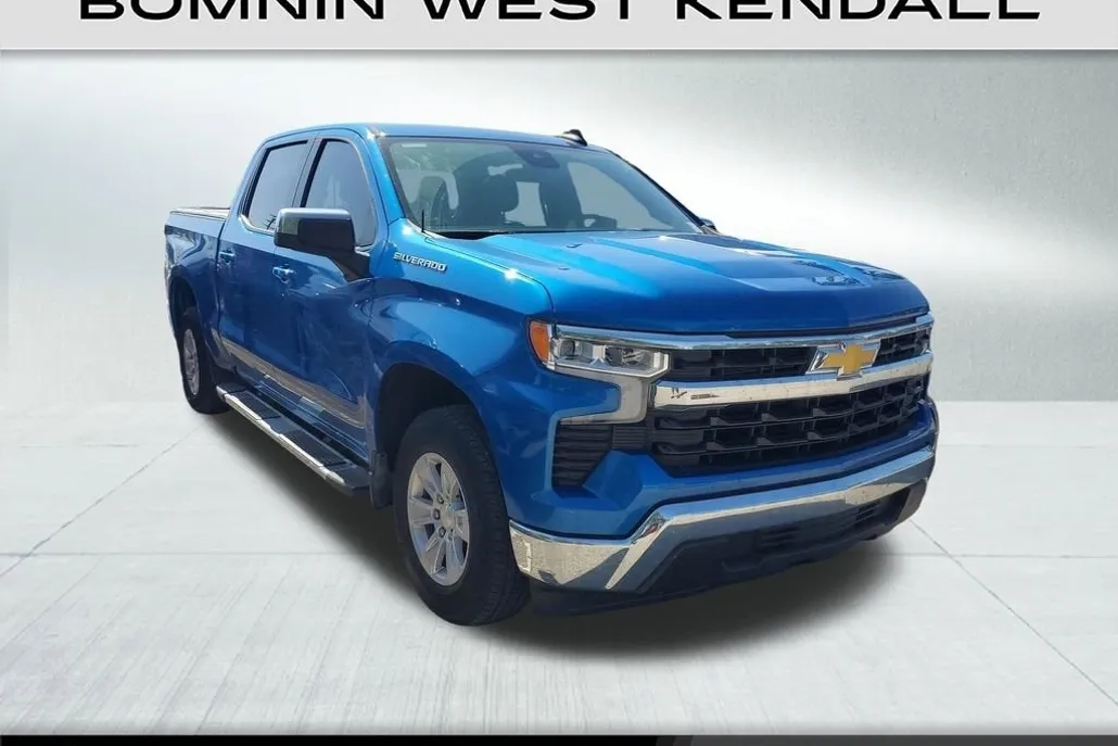 2023 Chevrolet Silverado 1500 LT photo 1
