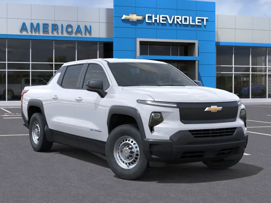 2026 Chevrolet Silverado EV photo 1