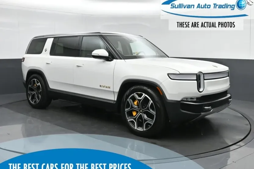 2023 Rivian R1S Launch Edition photo 1