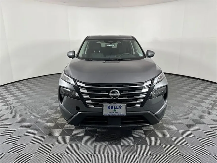 2024 Nissan Rogue SV photo 1