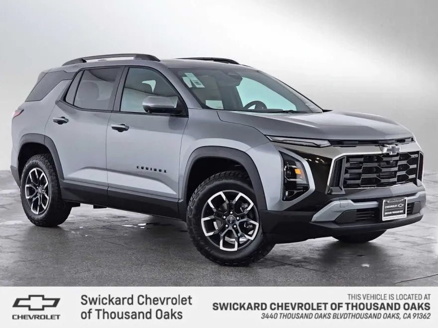 2026 Chevrolet Equinox ACTIV photo 1