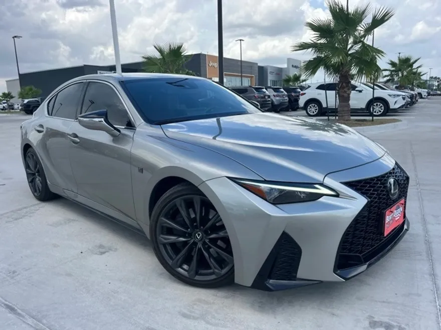 2023 Lexus IS 350 F SPORT photo 1
