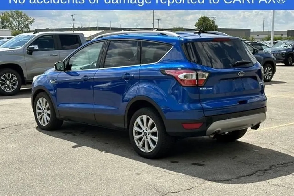 2017 Ford Escape Titanium photo 1