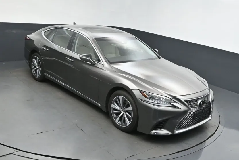 2020 Lexus LS 500 photo 1