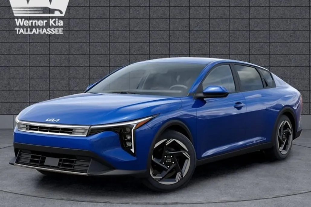2025 Kia K4 EX photo 1
