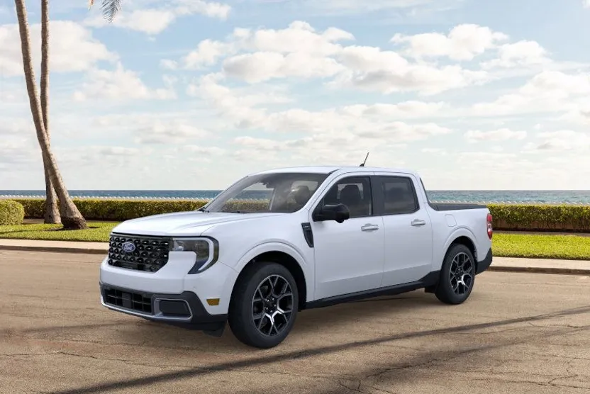 2025 Ford Maverick Lariat photo 1