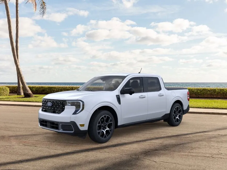 2025 Ford Maverick Lariat photo 1