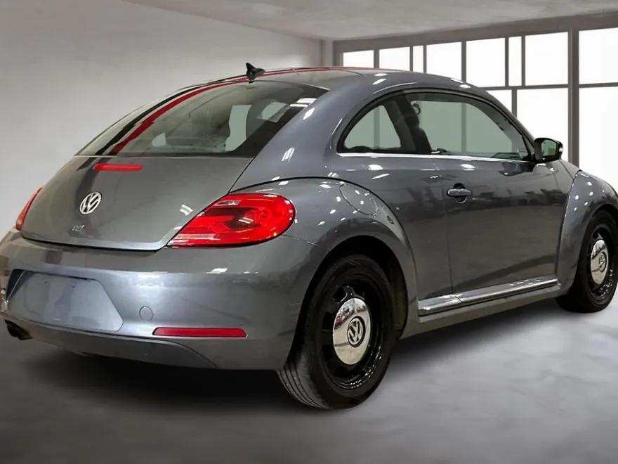 2013 Volkswagen Beetle TDI photo 1