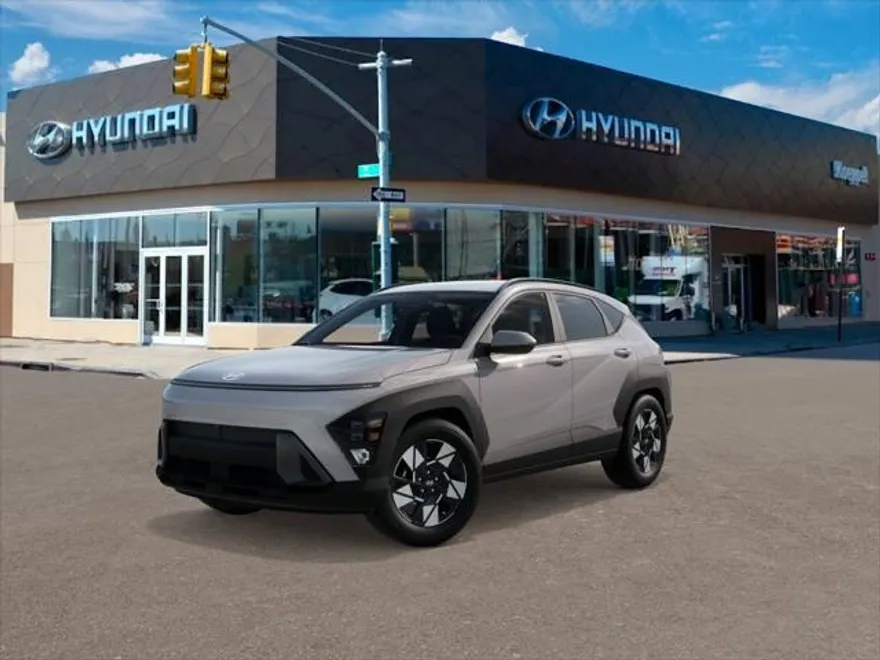 2025 Hyundai Kona SEL photo 1