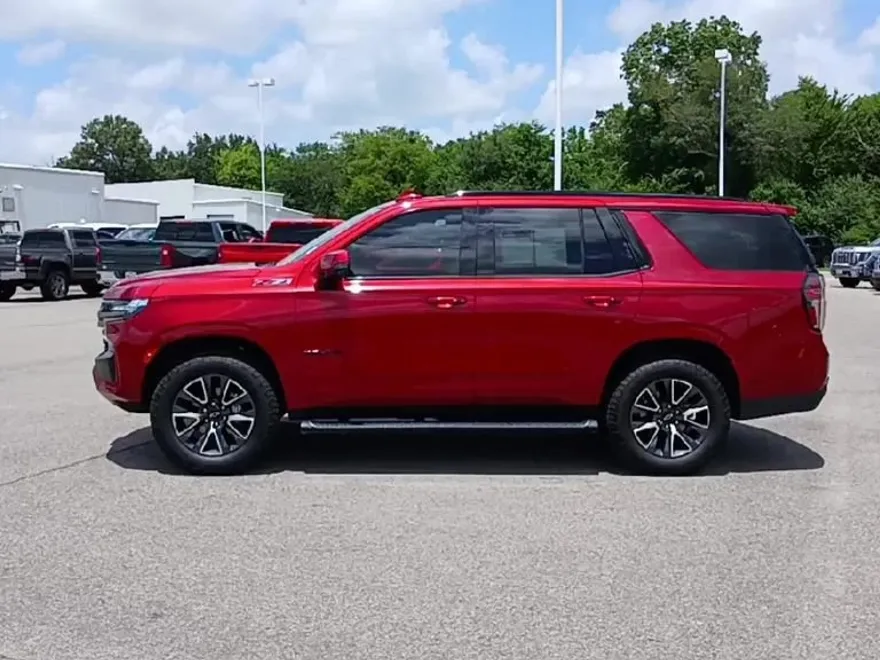 2022 Chevrolet Tahoe Z71 photo 1