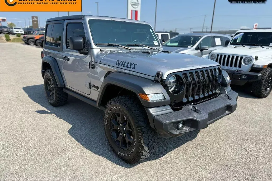 2020 Jeep Wrangler Willys photo 1