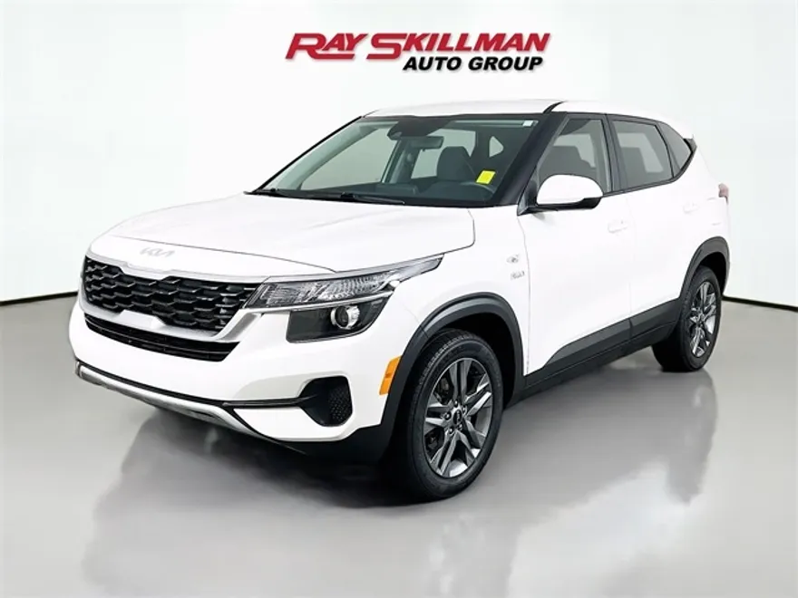 2022 Kia Seltos LX photo 1