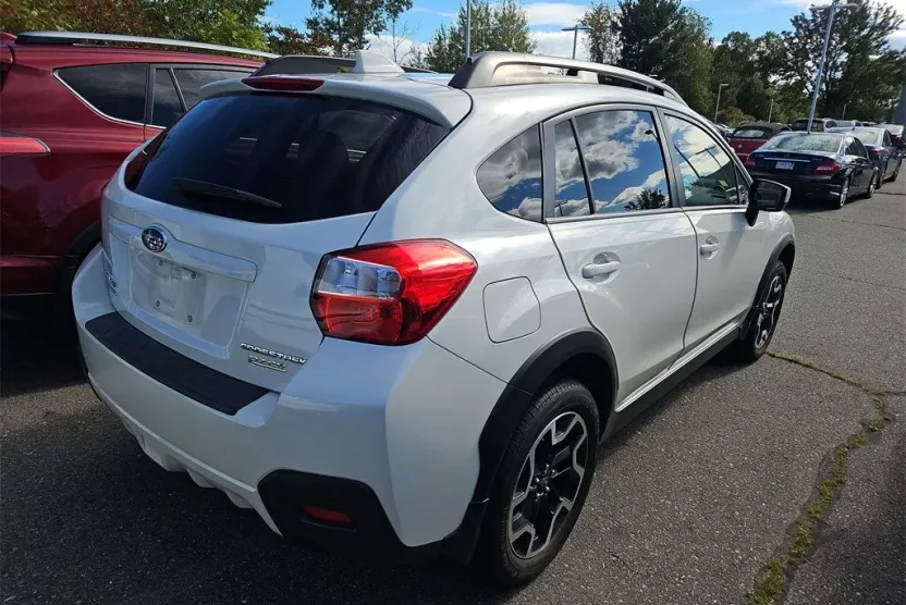 2016 Subaru Crosstrek 2.0i Premium photo 1