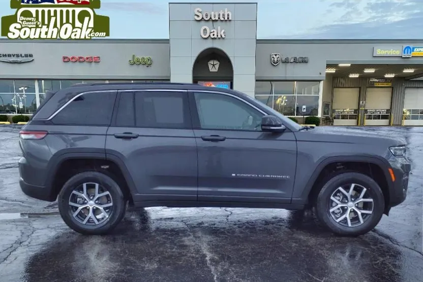 2025 Jeep Grand Cherokee Limited photo 1
