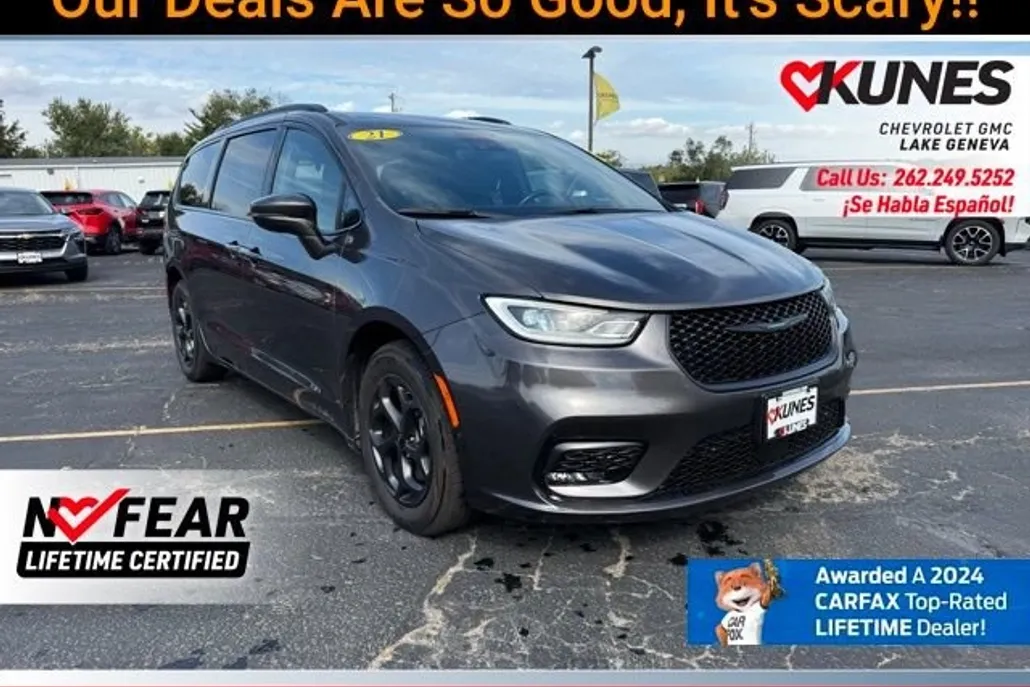 2021 Chrysler Pacifica Hybrid Touring L photo 1
