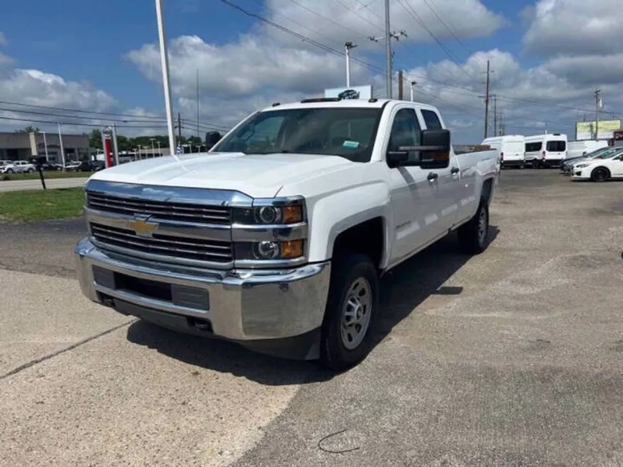 2018 Chevrolet Silverado 2500HD Work Truck photo 1