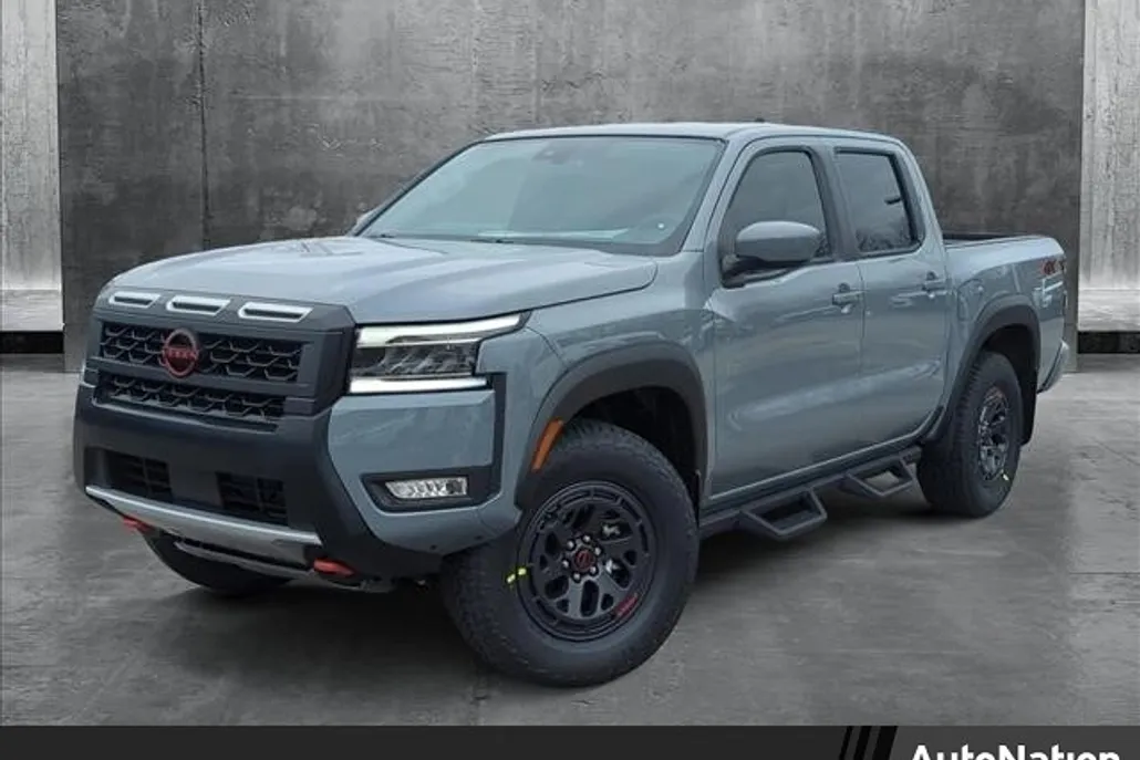 2025 Nissan Frontier PRO-4X photo 1