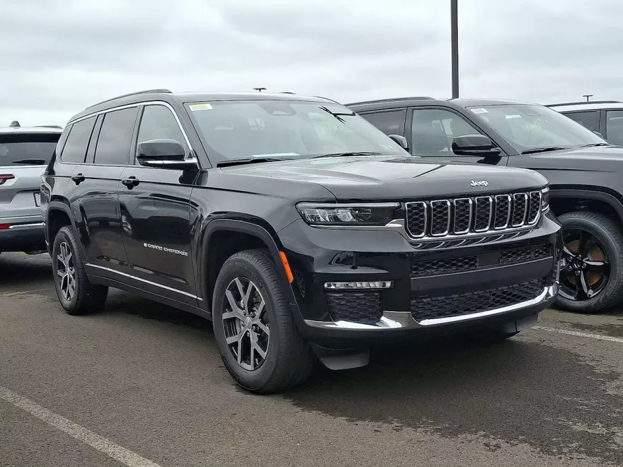 2025 Jeep Grand Cherokee Limited photo 1