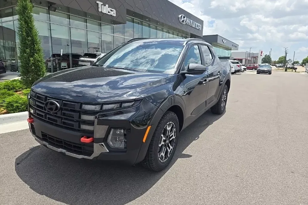 2025 Hyundai Santa Cruz XRT photo 1