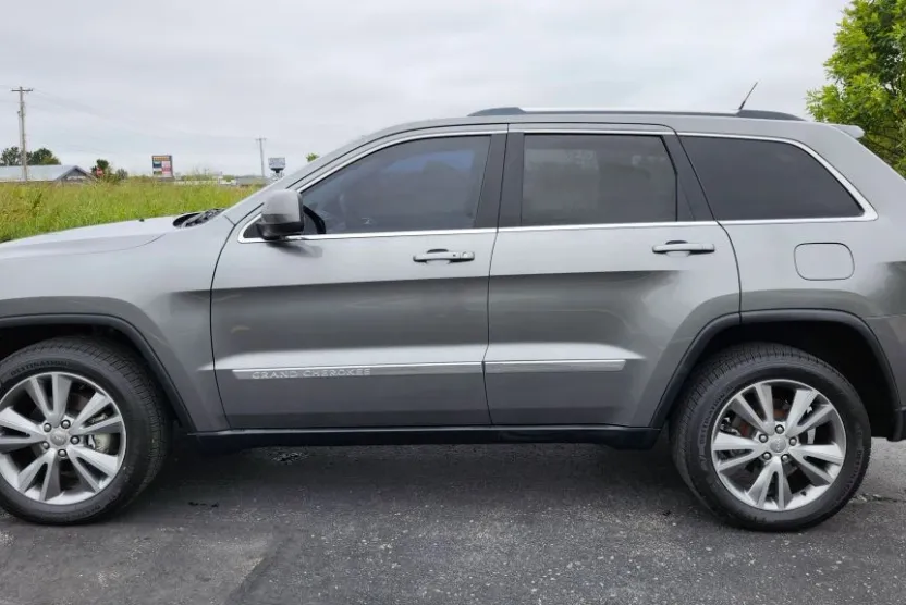2013 Jeep Grand Cherokee Laredo X Sport photo 1