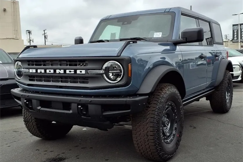 2025 Ford Bronco Big Bend photo 1