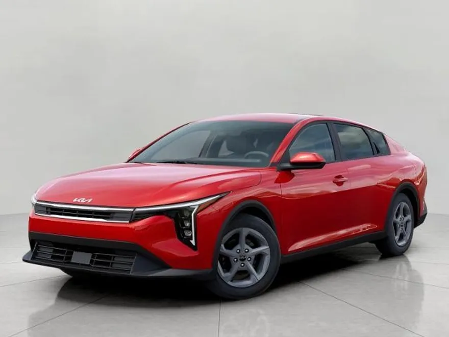 2025 Kia K4 LX photo 1