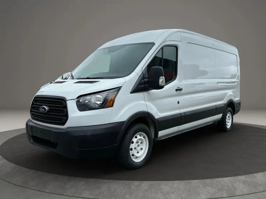2019 Ford Transit Van photo 1