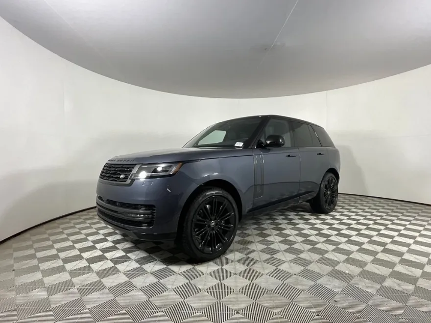 2025 Land Rover Range Rover SE photo 1