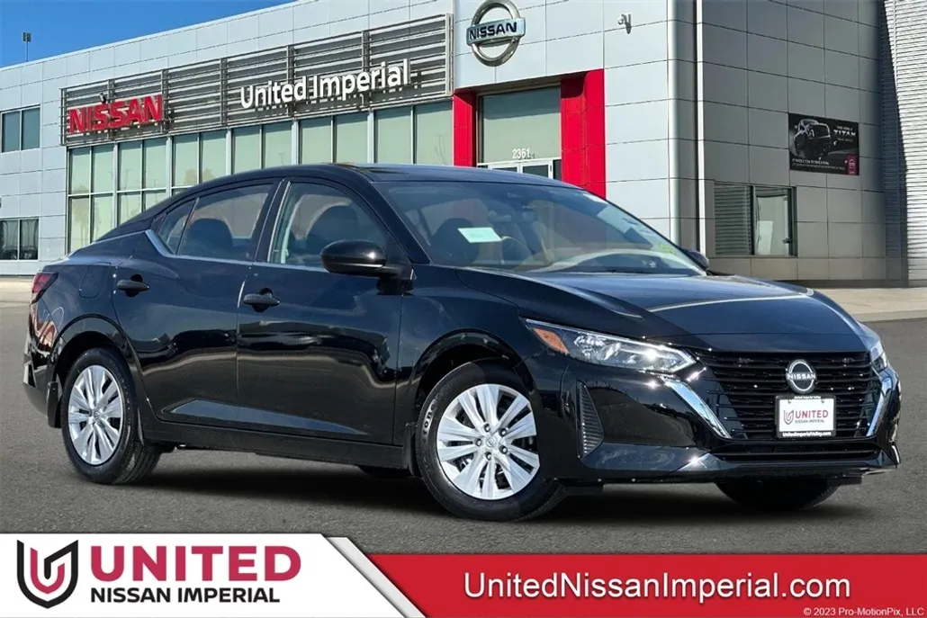 2025 Nissan Sentra S photo 1