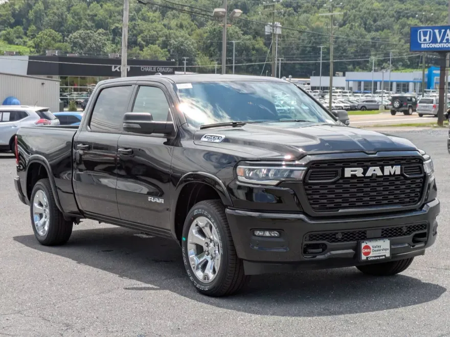 2025 Ram 1500 Big Horn photo 1