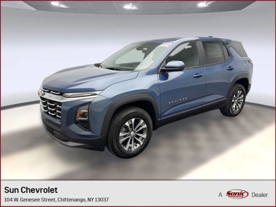 2026 Chevrolet Equinox LT photo 1