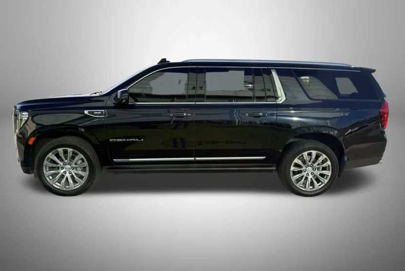 2022 Gmc Yukon XL Denali photo 1