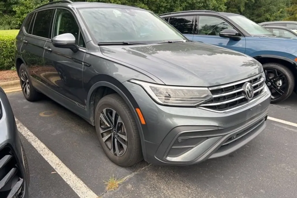 2024 Volkswagen Tiguan S photo 1