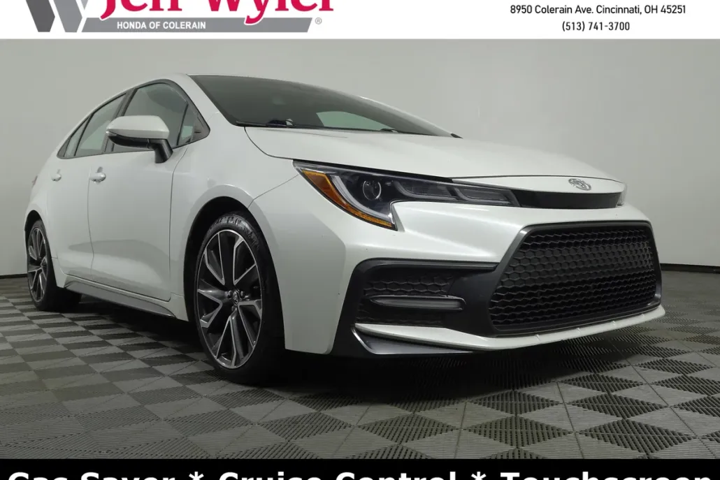 2020 Toyota Corolla SE photo 1